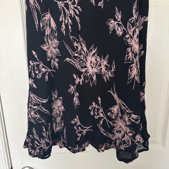 Style & Co - Black/Pink Floral Midi Skirt - Picture 7 of 7